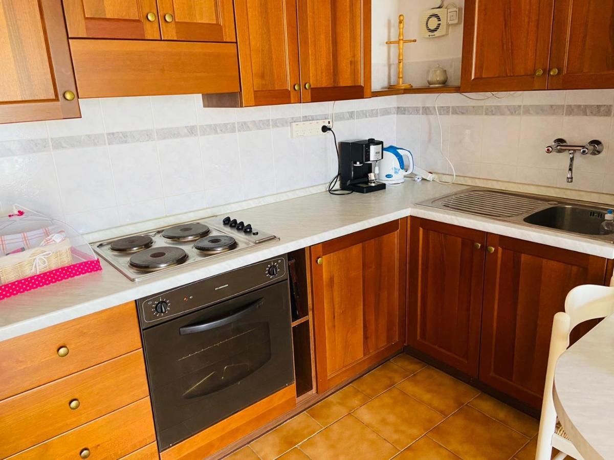 Apartments Tri Zala Zrnovo Exterior foto